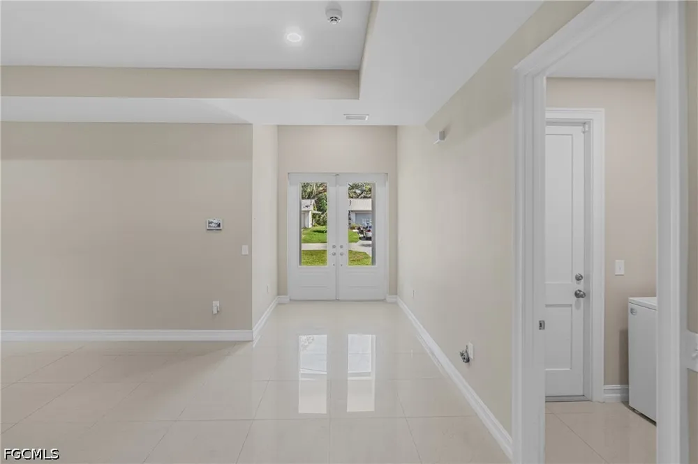 4th Avenue Labelle, FL 33935