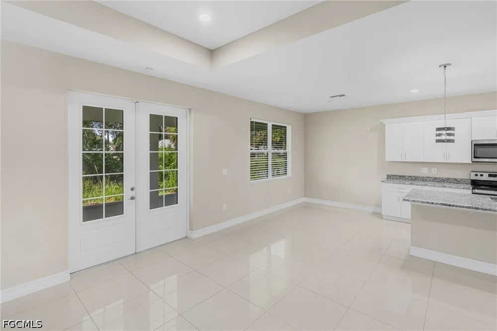 4th Avenue Labelle, FL 33935