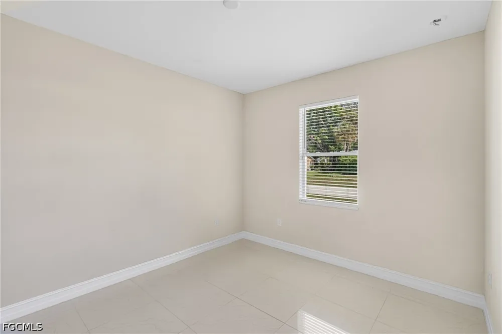 4th Avenue Labelle, FL 33935