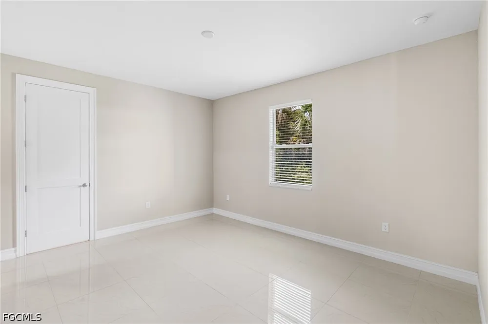 4th Avenue Labelle, FL 33935