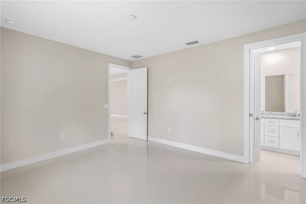 4th Avenue Labelle, FL 33935