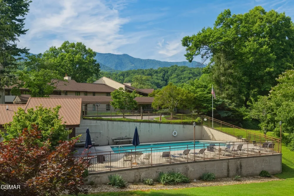 221 Woodland Road #310 Gatlinburg, TN 37738