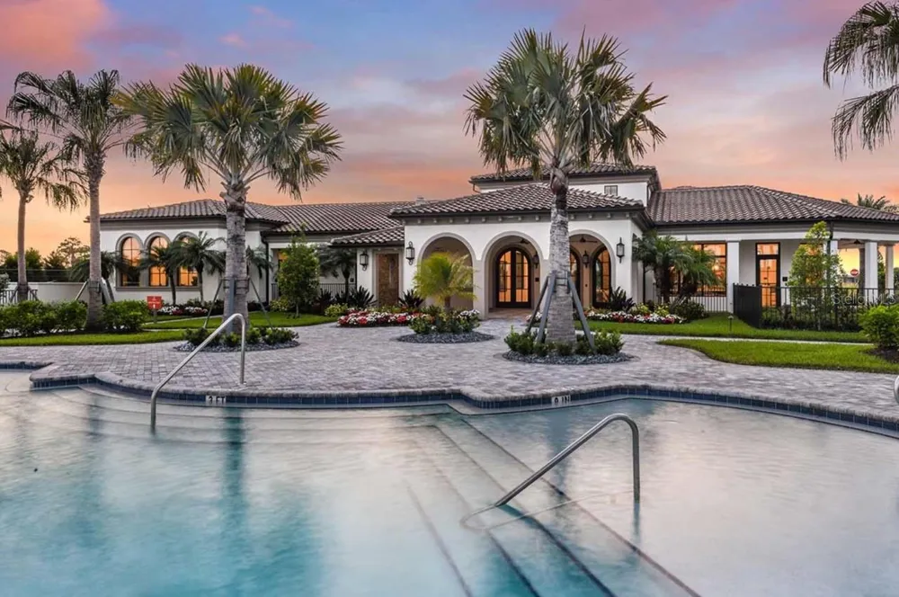 328 BOCELLI DRIVE North Venice, FL 34275