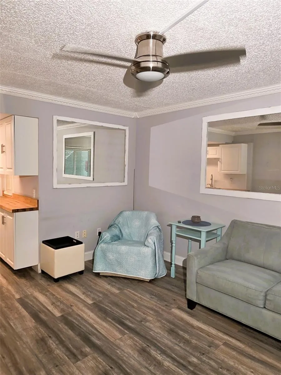 1865 MAZO MANOR #J3 Lutz, FL 33558