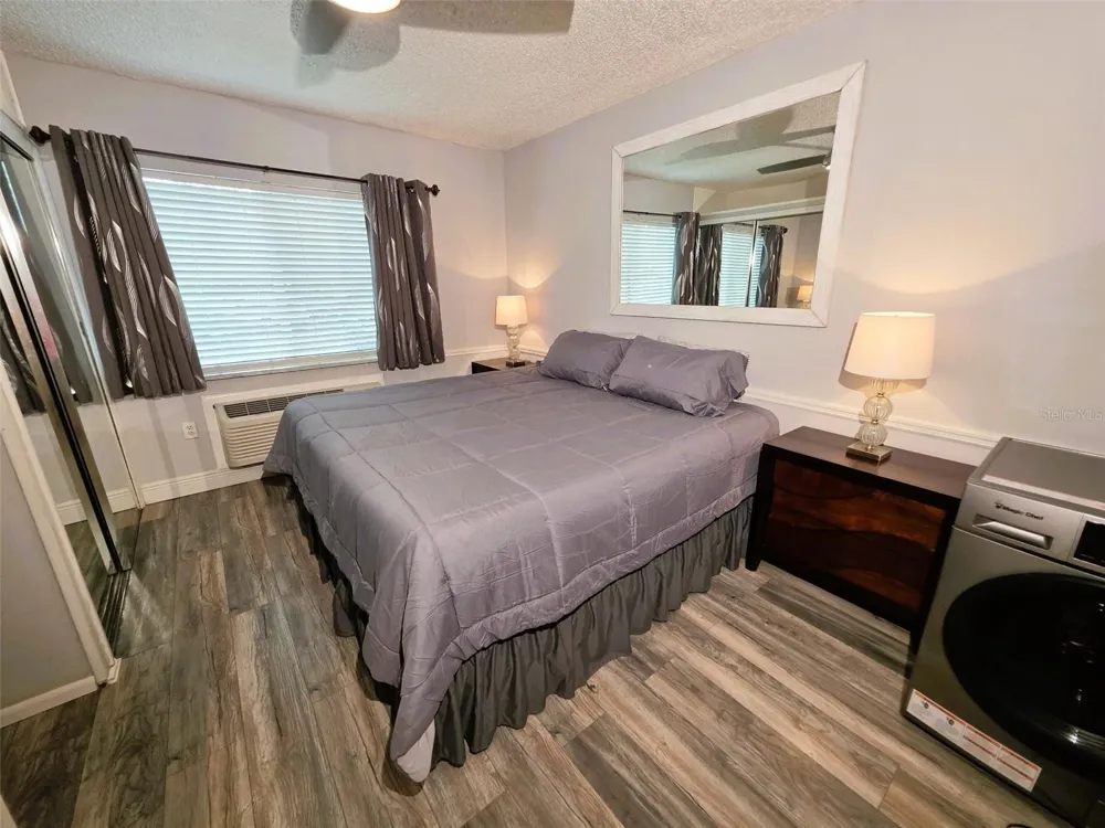 1865 MAZO MANOR #J3 Lutz, FL 33558
