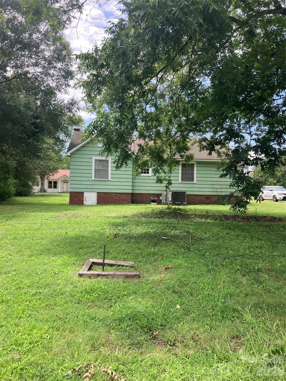 2407 Florida Avenue Kannapolis, NC 28083