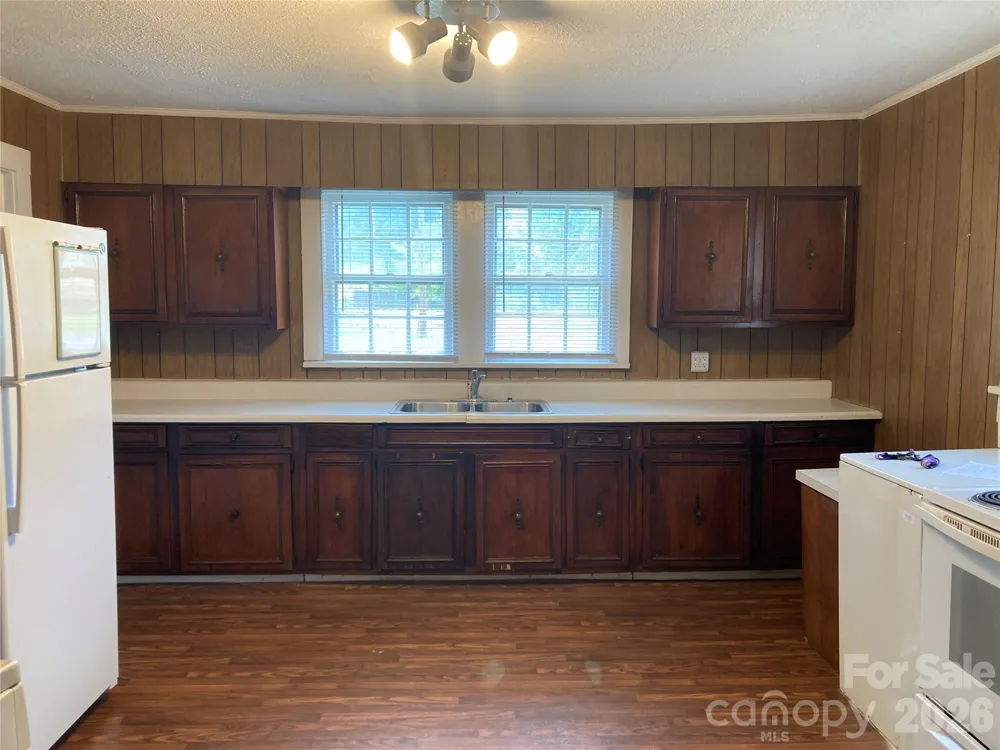 2407 Florida Avenue Kannapolis, NC 28083