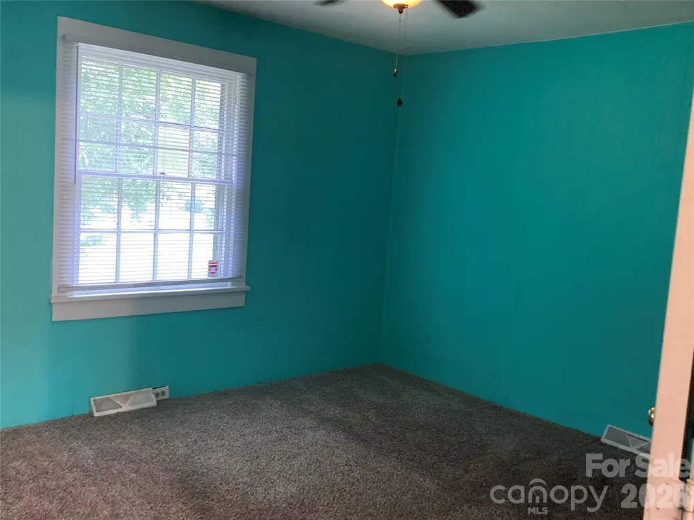 2407 Florida Avenue Kannapolis, NC 28083