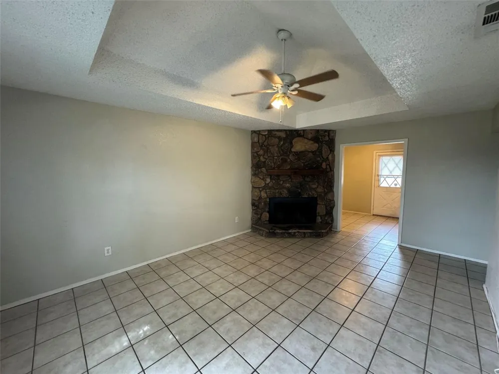 2721 Hurstview Drive #D Hurst, TX 76054