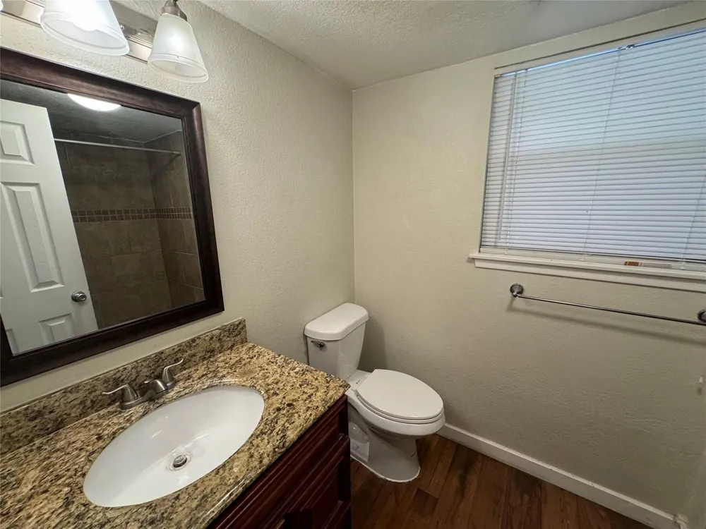 2721 Hurstview Drive #D Hurst, TX 76054