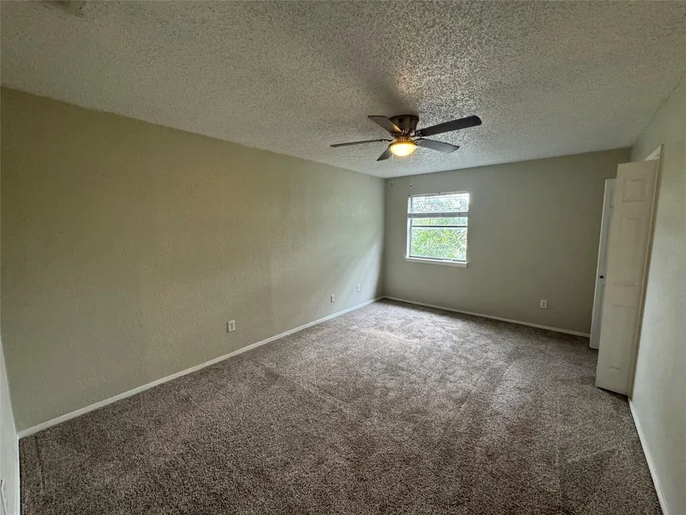 2721 Hurstview Drive #D Hurst, TX 76054