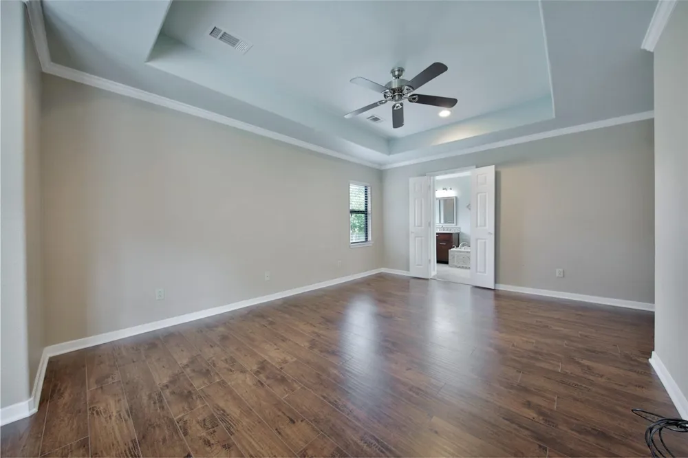 710 W Rollingwood Pinehurst, TX 77362