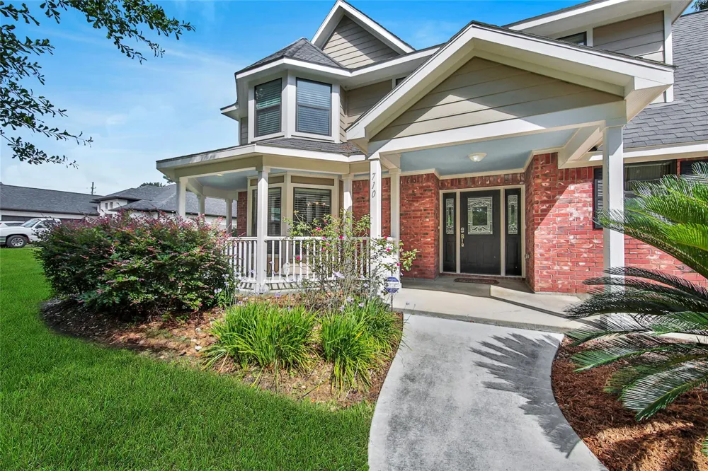 710 W Rollingwood Pinehurst, TX 77362