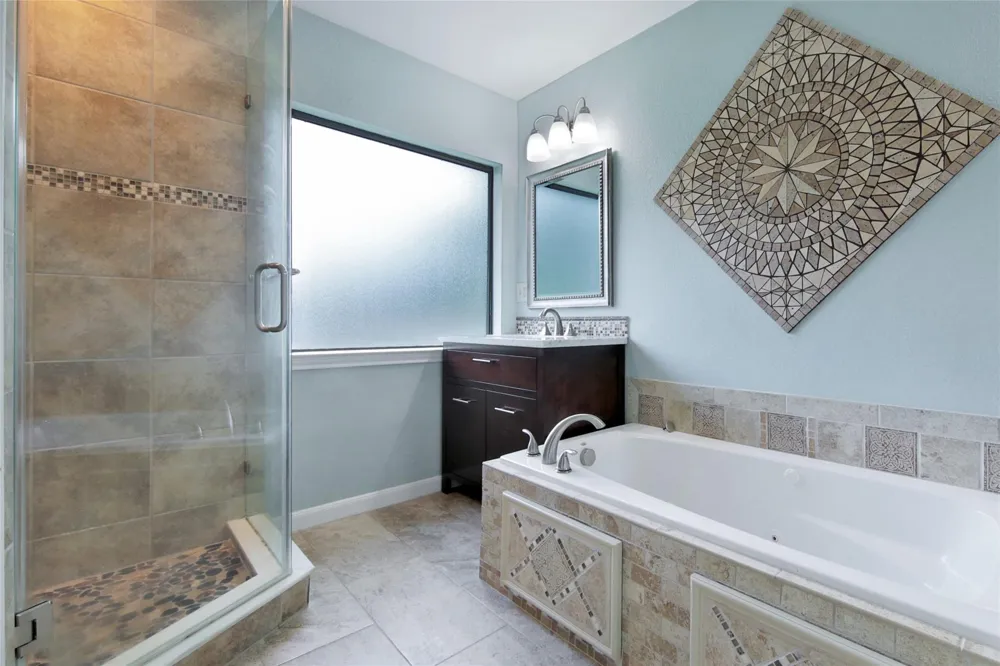 710 W Rollingwood Pinehurst, TX 77362