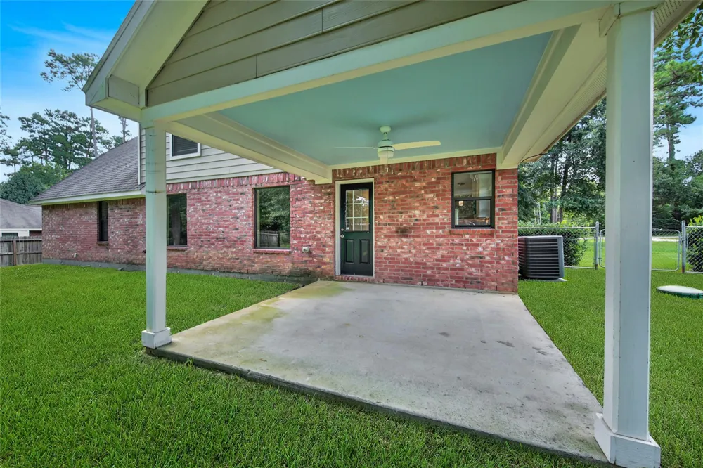 710 W Rollingwood Pinehurst, TX 77362