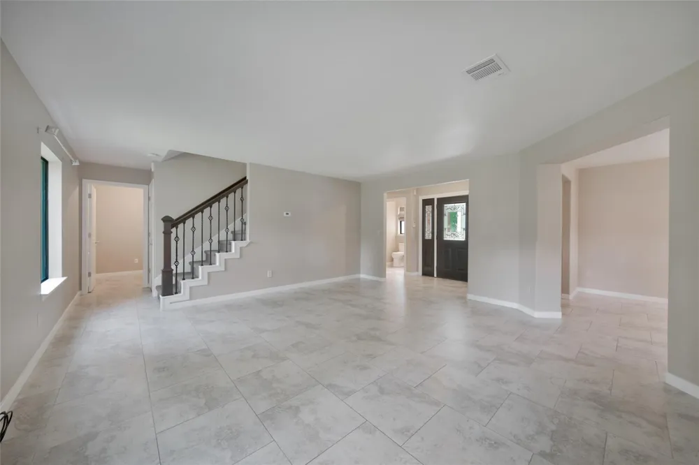 710 W Rollingwood Pinehurst, TX 77362