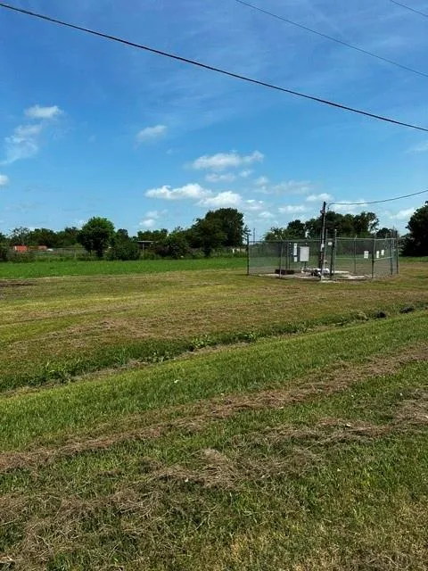 30 Warwick Street Eagle Lake, TX 77434