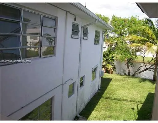 165 NE 203rd Ter #26 Miami Gardens, FL 33179