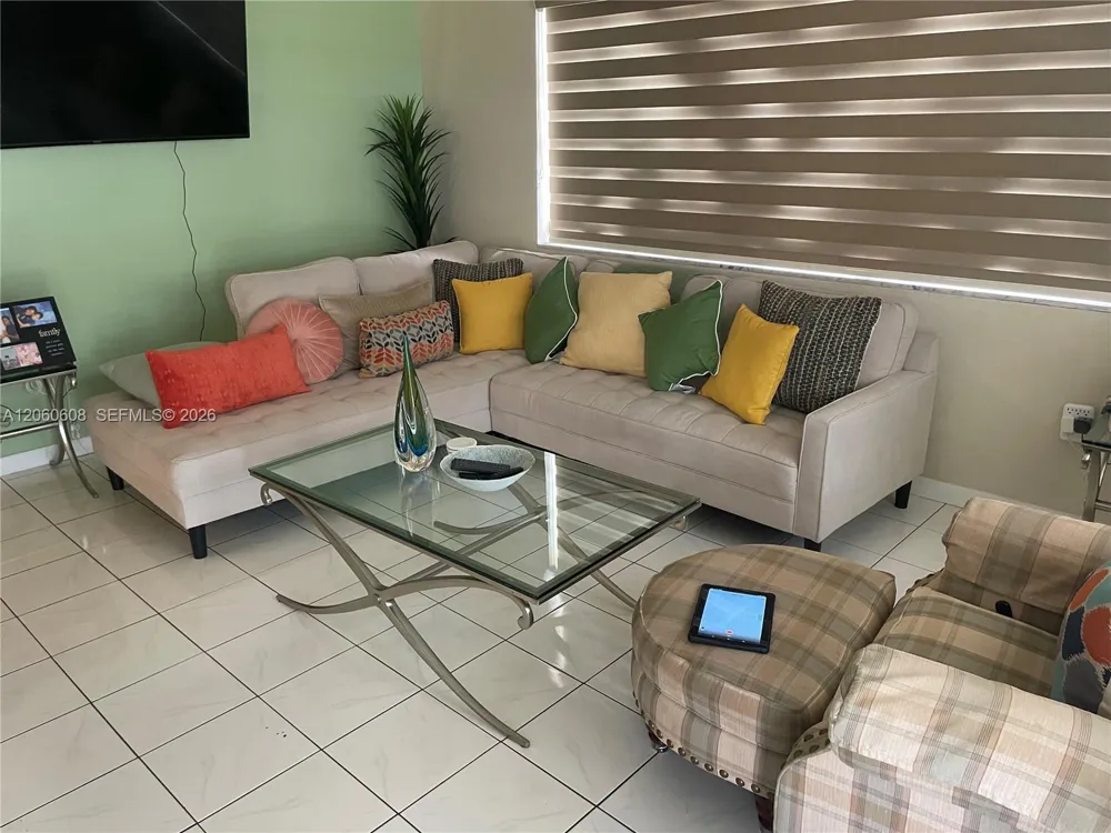 165 NE 203rd Ter #26 Miami Gardens, FL 33179