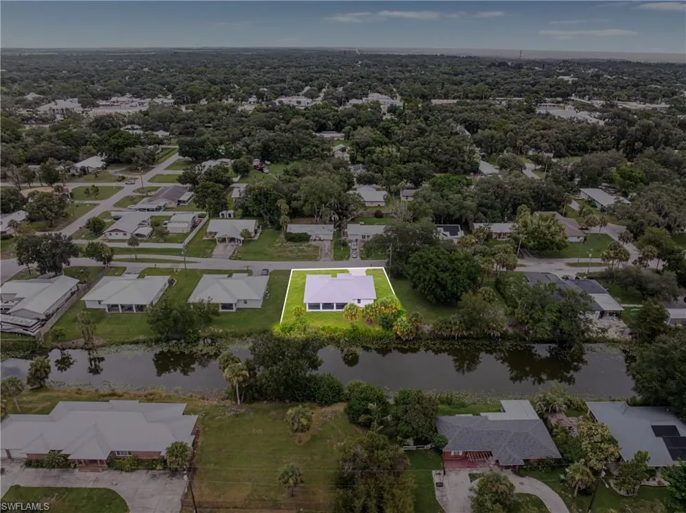 335 4th Avenue Labelle, FL 33935