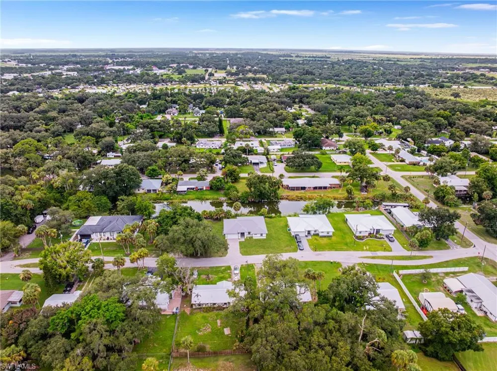 335 4th Avenue Labelle, FL 33935
