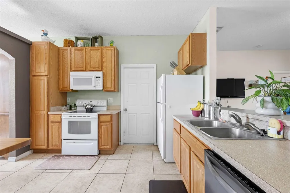 2420 SE 75TH BOULEVARD Bushnell, FL 33513