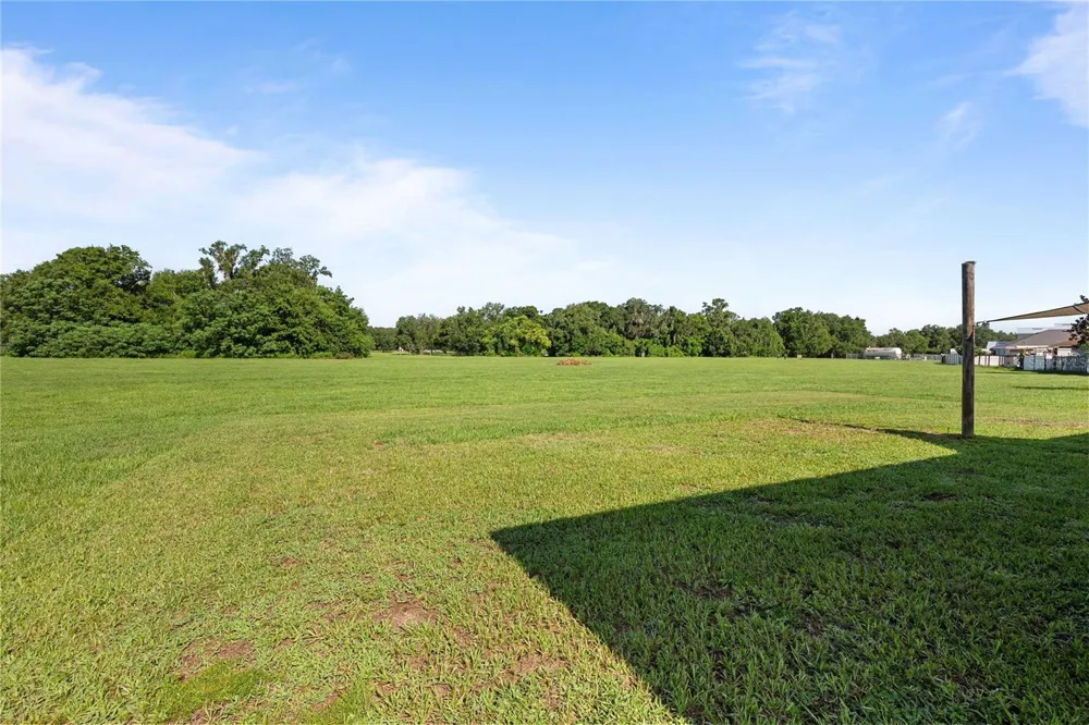 2420 SE 75TH BOULEVARD Bushnell, FL 33513