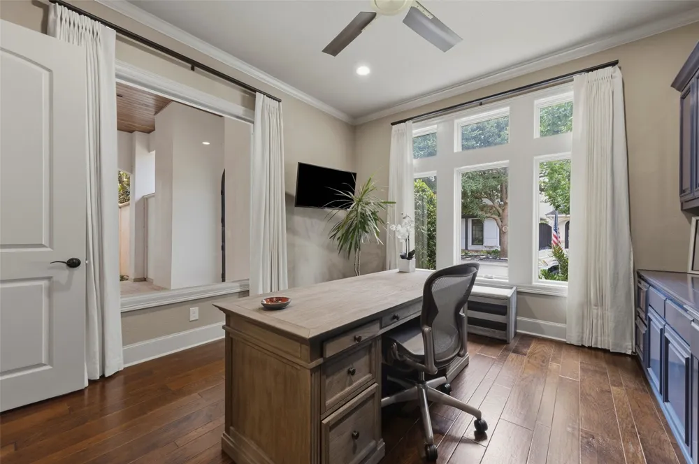 414 Wyndham Crest Westworth Village, TX 76114
