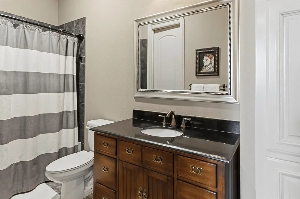 414 Wyndham Crest Westworth Village, TX 76114