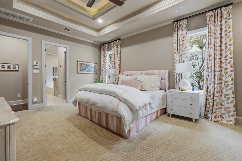 414 Wyndham Crest Westworth Village, TX 76114
