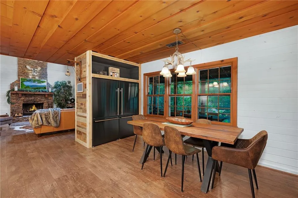 270 Buckskull Hollow Drive Big Canoe, GA 30143