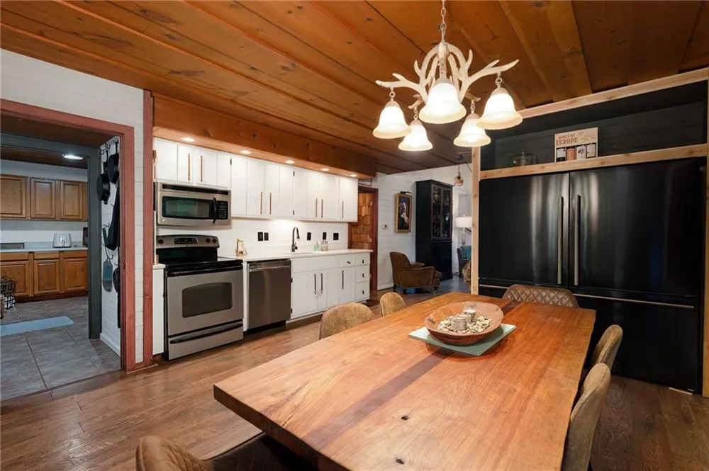 270 Buckskull Hollow Drive Big Canoe, GA 30143