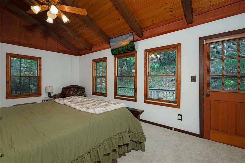 270 Buckskull Hollow Drive Big Canoe, GA 30143