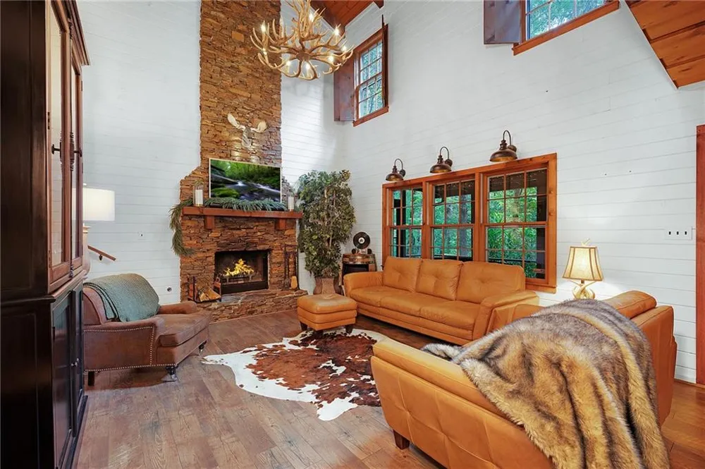 270 Buckskull Hollow Drive Big Canoe, GA 30143