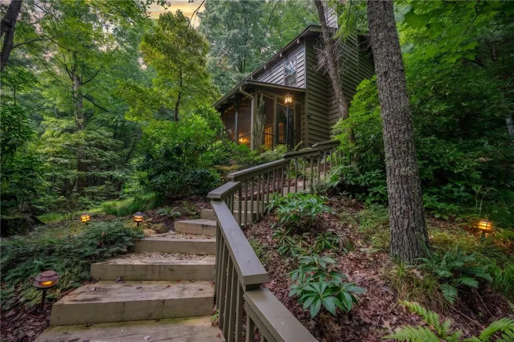 270 Buckskull Hollow Drive Big Canoe, GA 30143