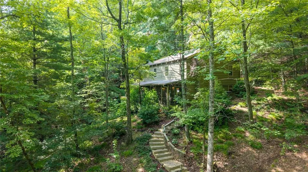 270 Buckskull Hollow Drive Big Canoe, GA 30143