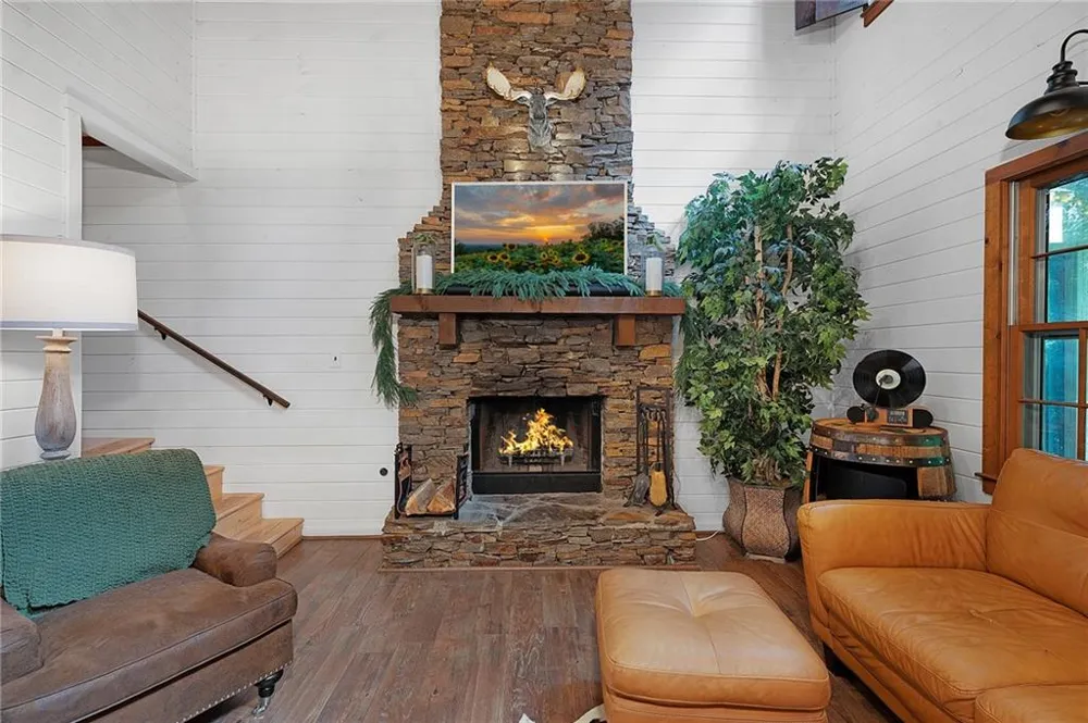 270 Buckskull Hollow Drive Big Canoe, GA 30143