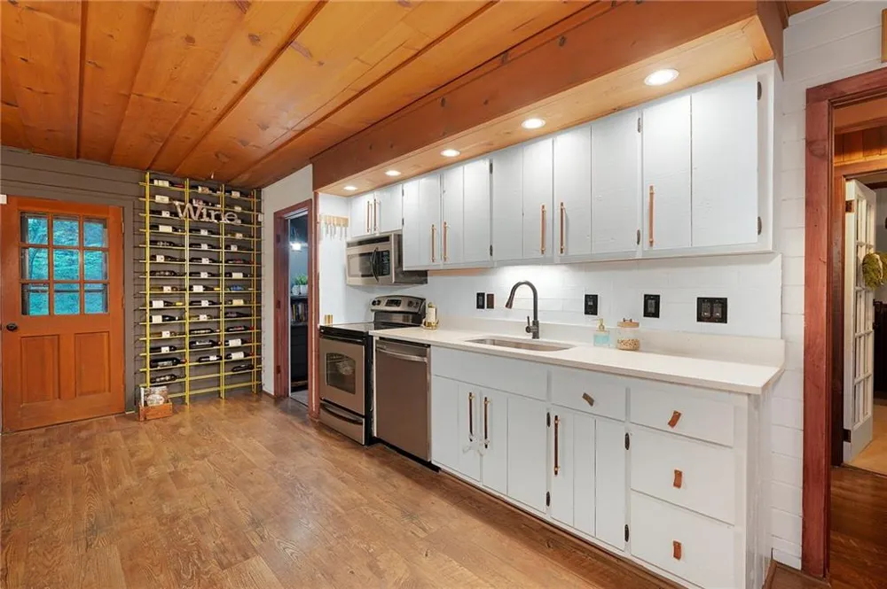 270 Buckskull Hollow Drive Big Canoe, GA 30143
