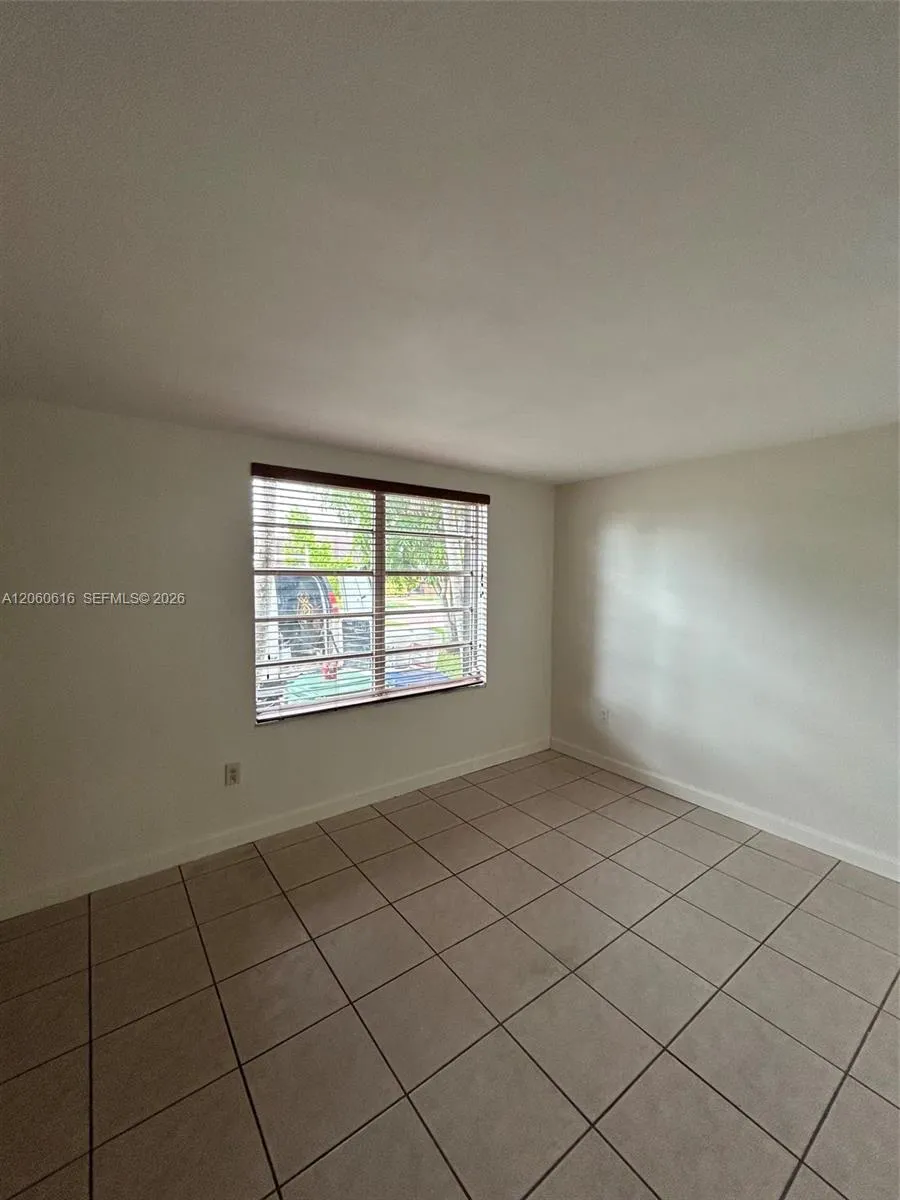 9224 SW 4th Ter Miami, FL 33174