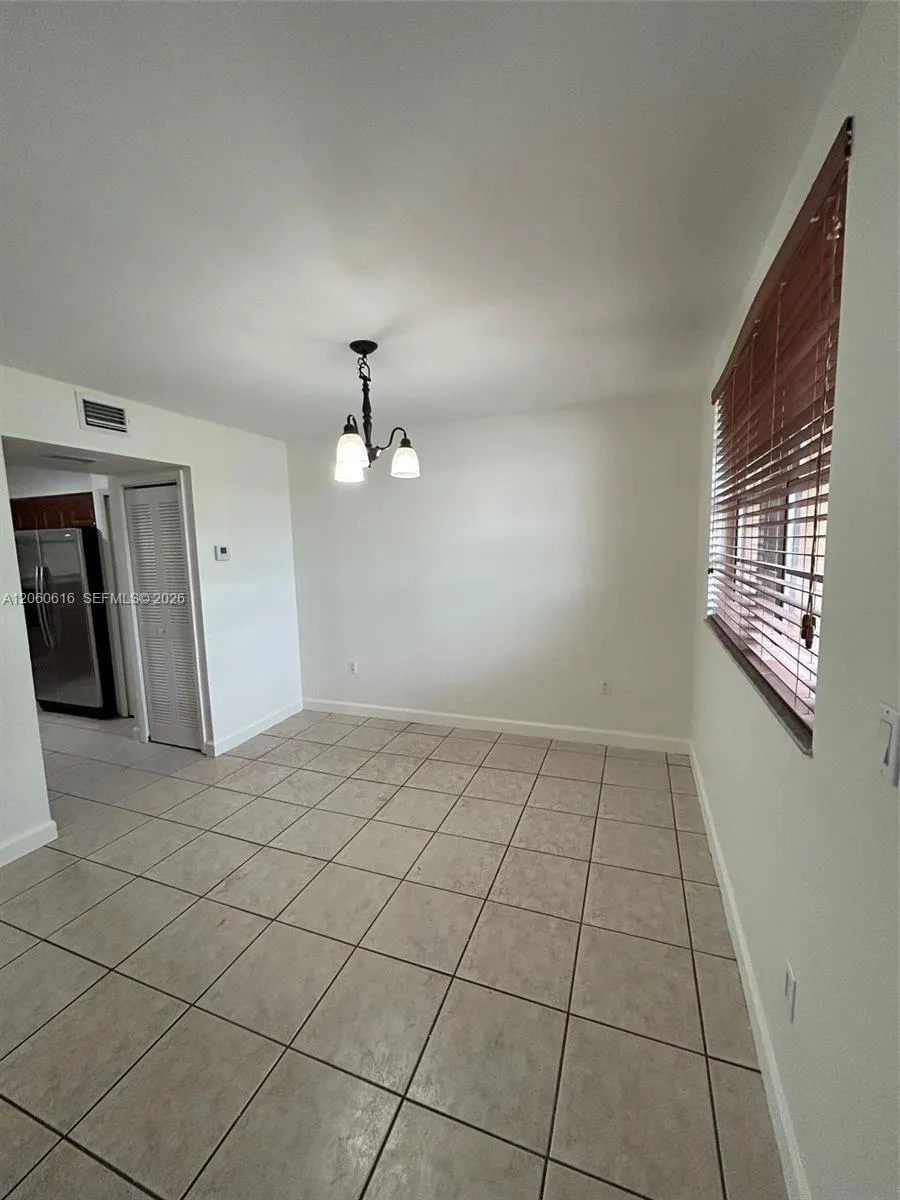 9224 SW 4th Ter Miami, FL 33174