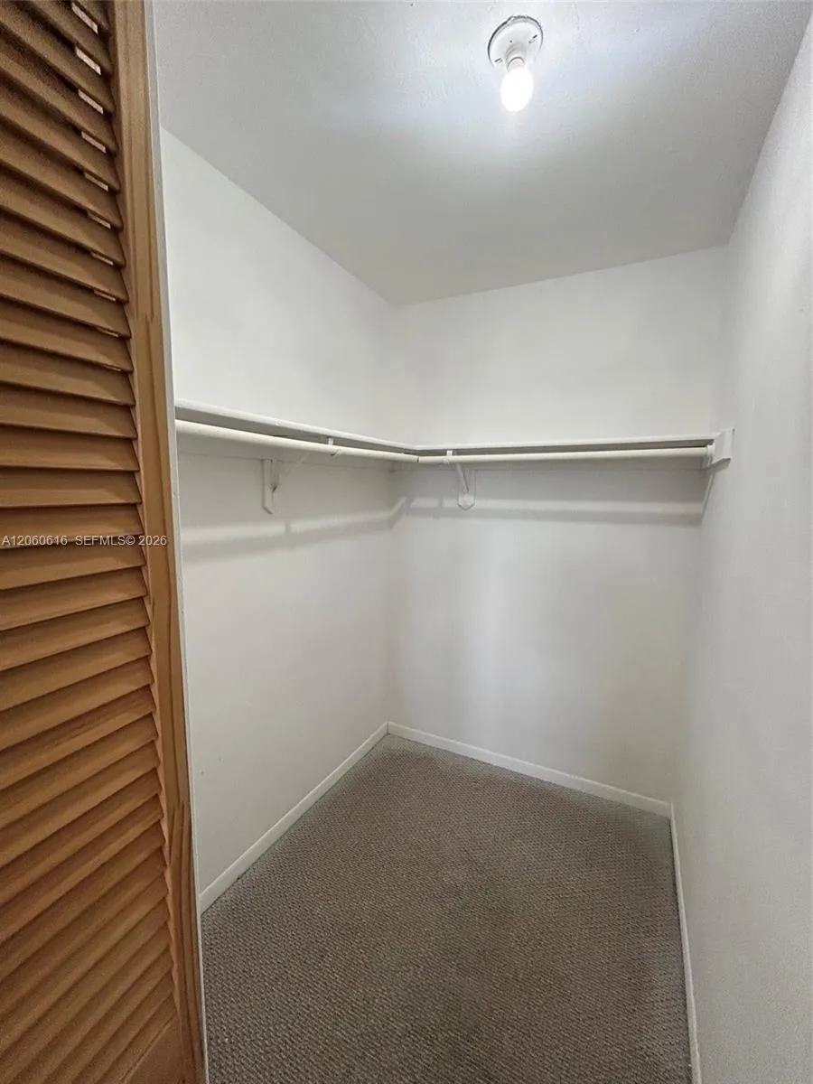 9224 SW 4th Ter Miami, FL 33174