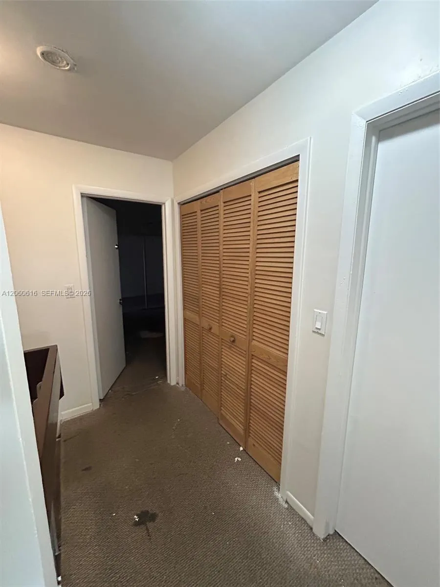 9224 SW 4th Ter Miami, FL 33174
