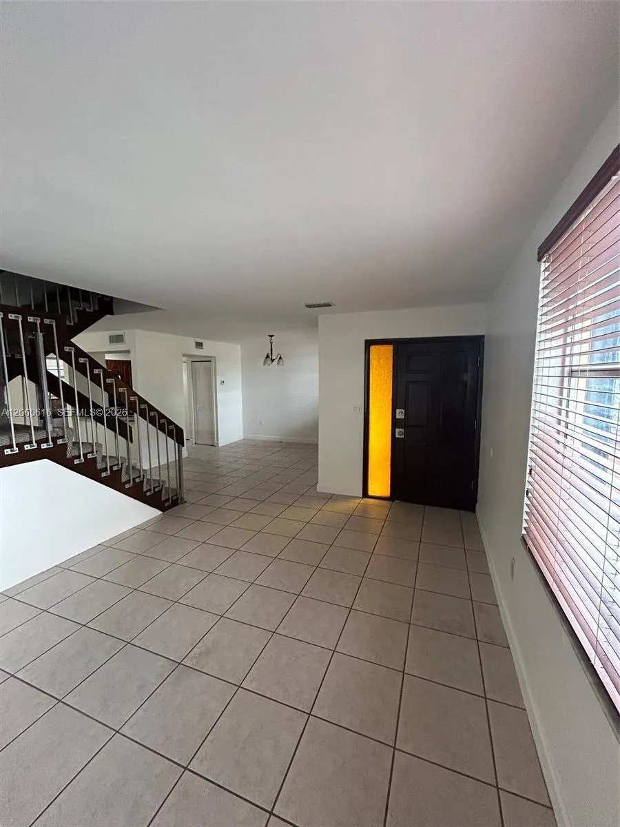 9224 SW 4th Ter Miami, FL 33174