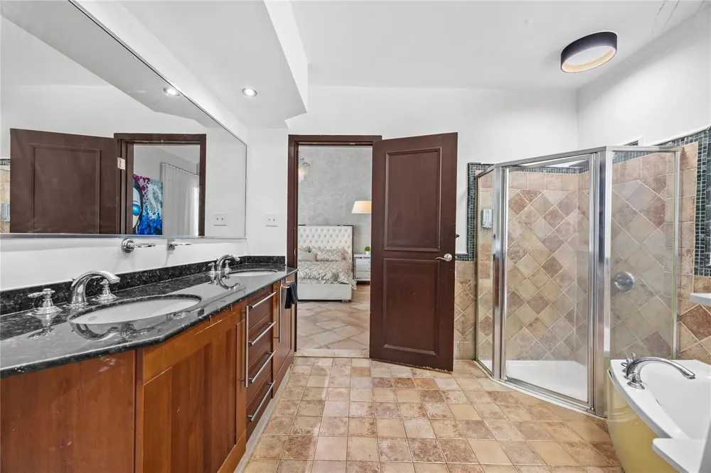 35 PASEO LAS PALMAS Dorado, PR 00646