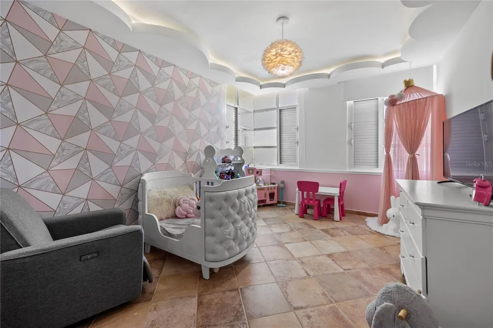 35 PASEO LAS PALMAS Dorado, PR 00646