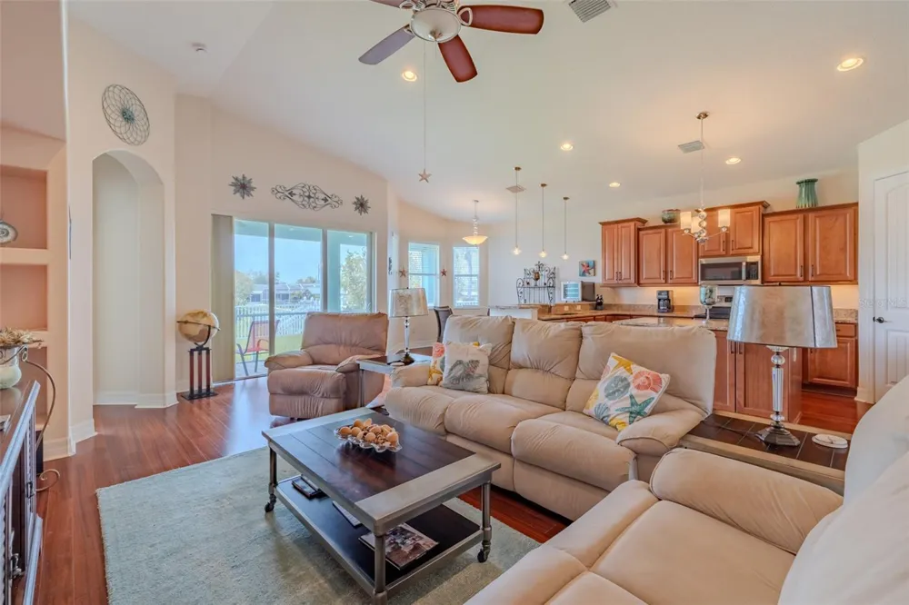562 BIMINI BAY BOULEVARD Apollo Beach, FL 33572