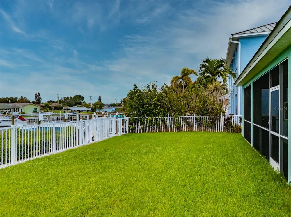 562 BIMINI BAY BOULEVARD Apollo Beach, FL 33572