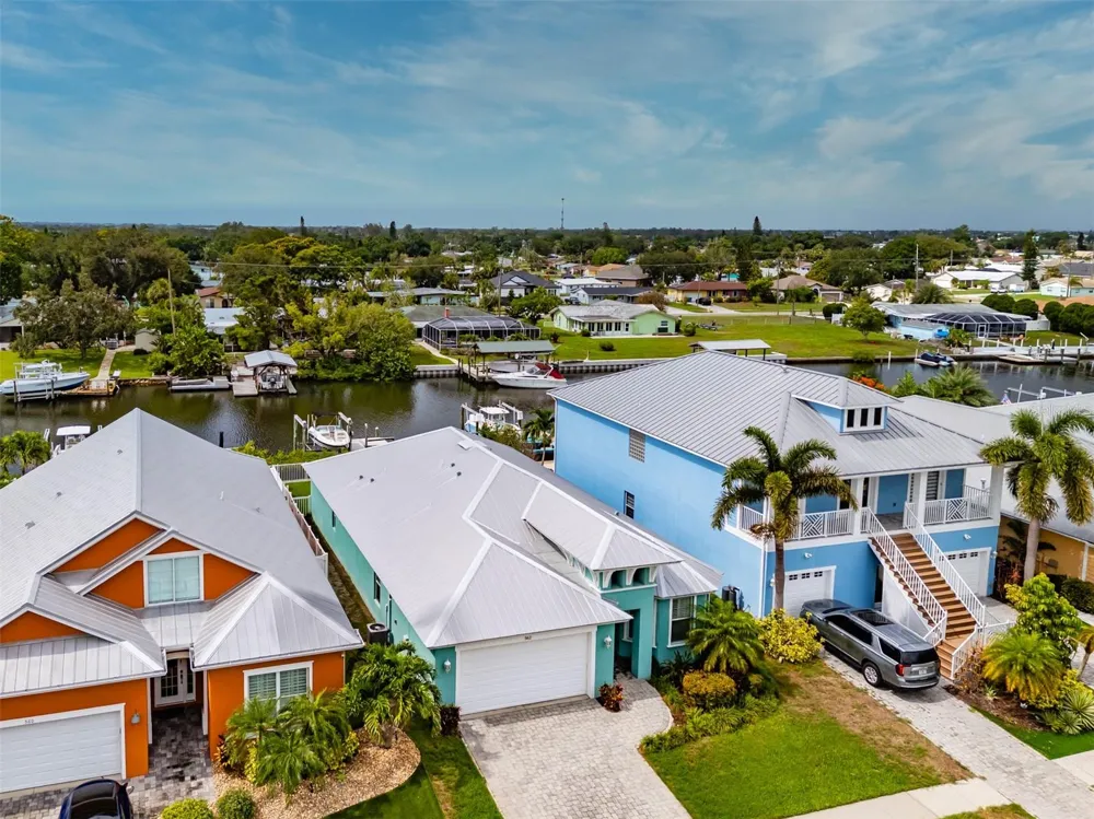 562 BIMINI BAY BOULEVARD Apollo Beach, FL 33572