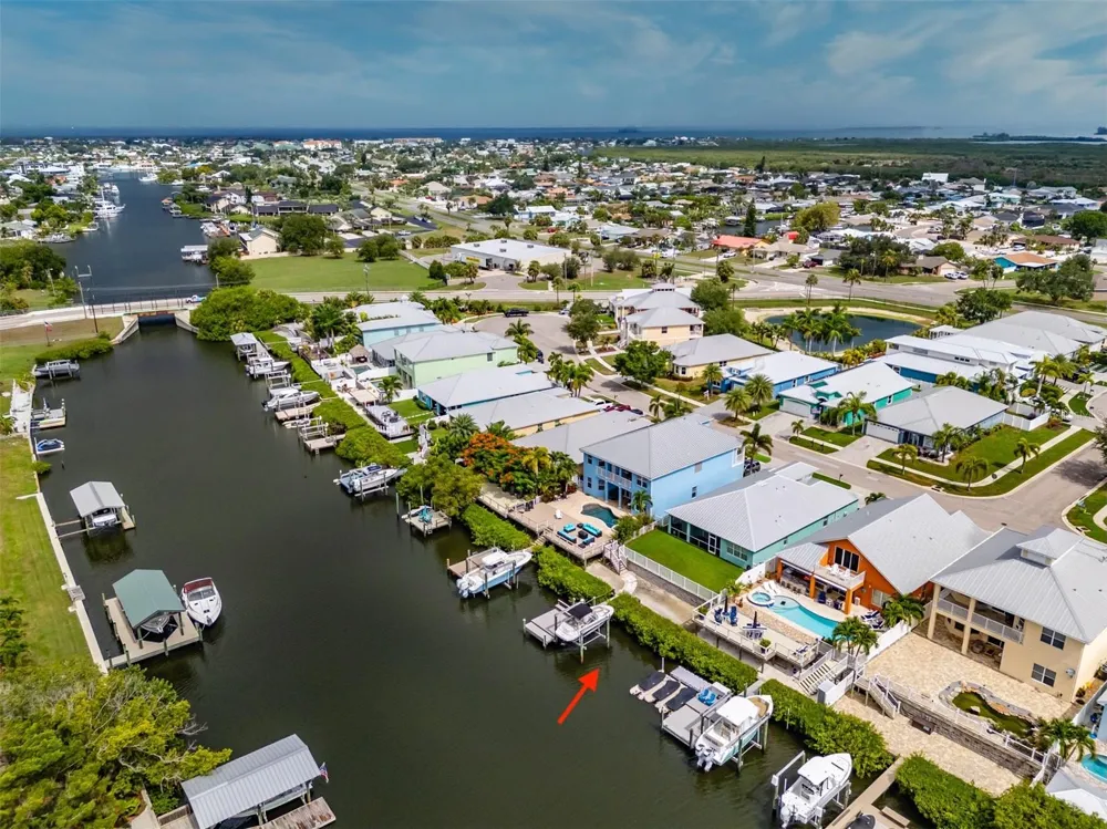 562 BIMINI BAY BOULEVARD Apollo Beach, FL 33572