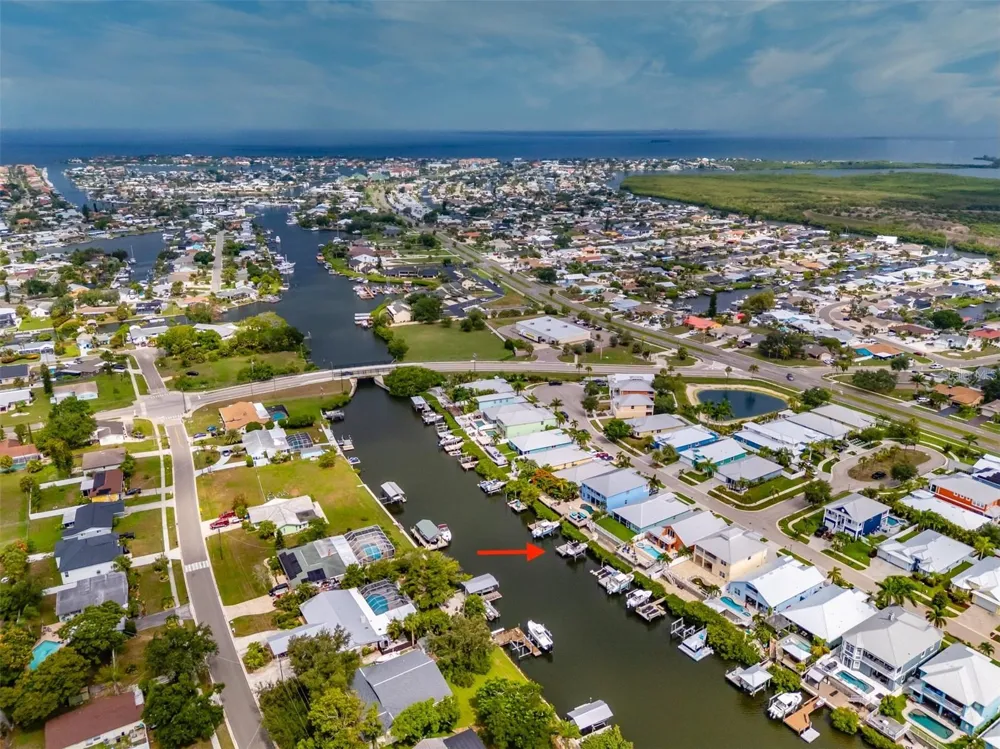 562 BIMINI BAY BOULEVARD Apollo Beach, FL 33572